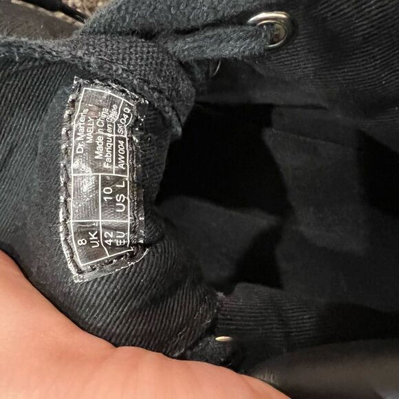 Mens Doc Martens 10  - Picture 4 of 4